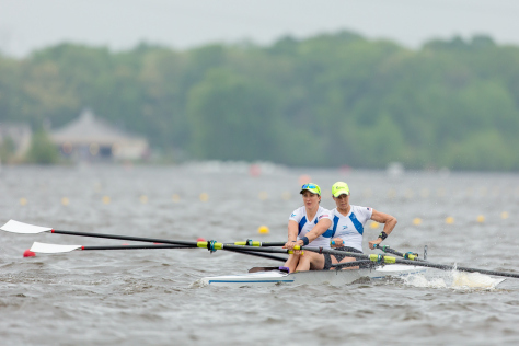 Fighting the horrendous conditions during the NSR II Friday semifinals. Photo credit: Erik Dresser